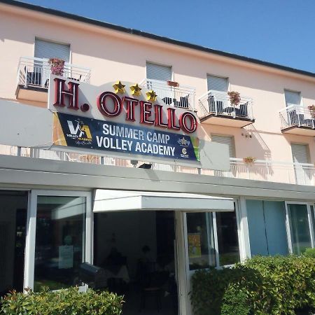 Hotel Otello Punta Marina Bagian luar foto