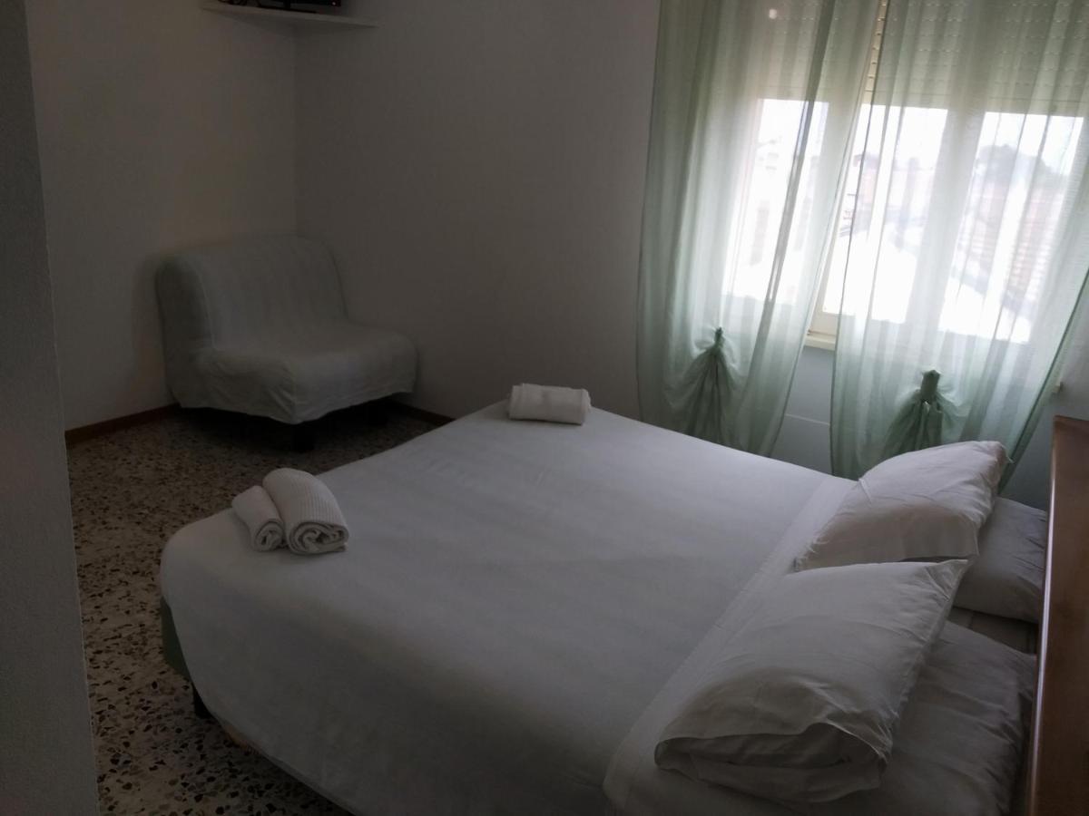 Hotel Otello Punta Marina Bagian luar foto