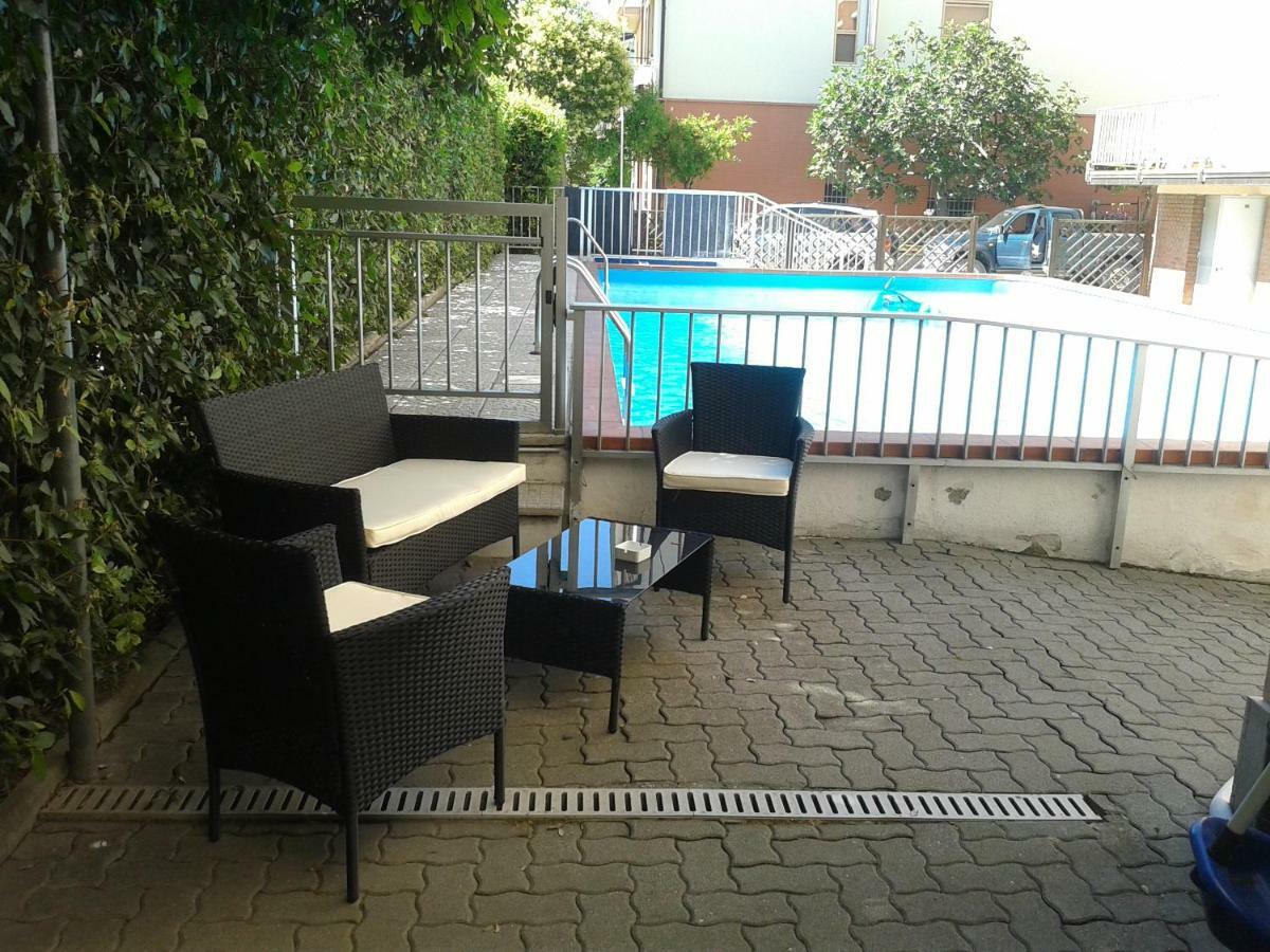 Hotel Otello Punta Marina Bagian luar foto