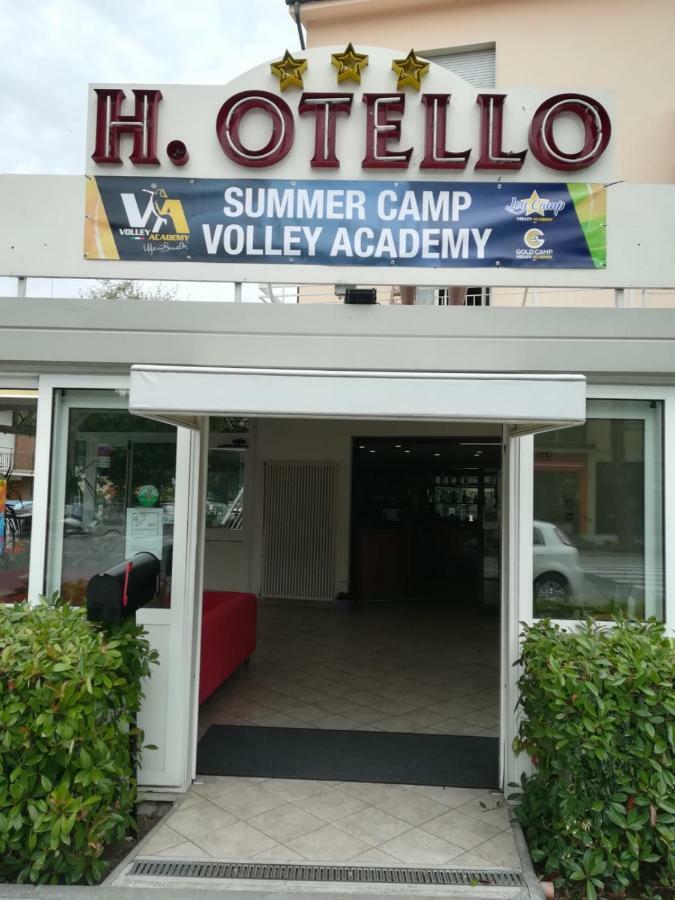 Hotel Otello Punta Marina Bagian luar foto