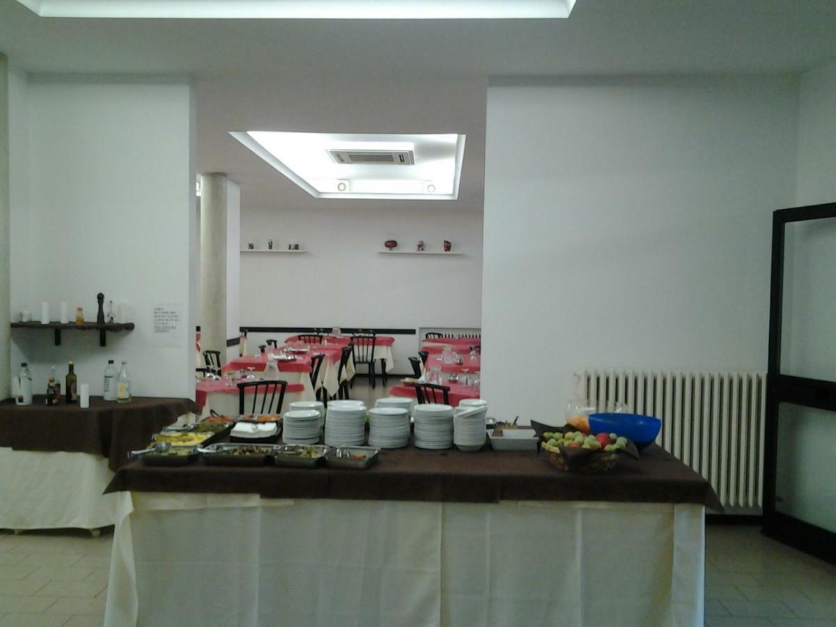 Hotel Otello Punta Marina Bagian luar foto